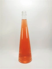 700 ml viskin liquur lasipullo